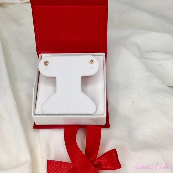 Tiny Hearts Screw-Back Earrings / Posts / Studs - 14k Yellow Gold - So Sweet! - Picture 2 of 8